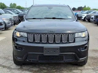 Jeep Grand Cherokee 2019 4x4 Laredo 4dr SUV