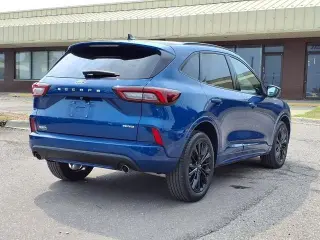 Ford Escape 2023 AWD ST-Line Elite 4p SUV