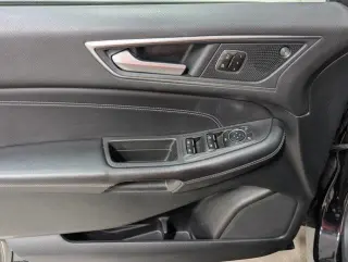 Ford Edge 2023 AWD Titanium 4dr Crossover