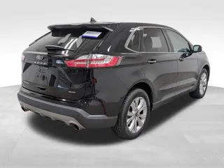 Ford Edge 2023 AWD Titanium 4dr Crossover