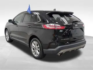 Ford Edge 2023 AWD Titanium 4dr Crossover