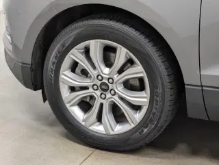 Ford Edge 2023 AWD Titanium 4dr Crossover