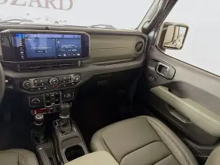 Jeep Gladiator 2025 4x4 Mojave 4p Cabina Crew 5.0 ft. CB