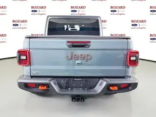 Jeep Gladiator 2025 4x4 Mojave 4p Cabina Crew 5.0 ft. CB