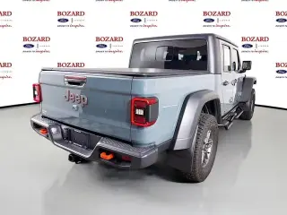Jeep Gladiator 2025 4x4 Mojave 4p Cabina Crew 5.0 ft. CB
