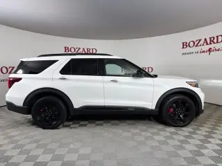 Ford Explorer 2023 AWD ST 4p SUV