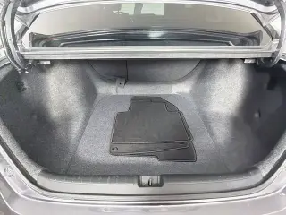 Honda Accord 2018 Touring 4dr Sedan (2.0T I4)