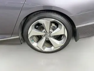 Honda Accord 2018 Touring 4dr Sedan (2.0T I4)