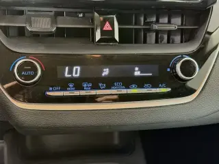 Toyota Corolla 2020 LE 4p Sedan