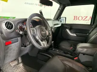 Jeep Wrangler Unlimited 2016 4x4 Rubicon 4p SUV