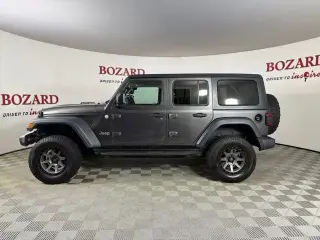 Jeep Wrangler Unlimited 2018 4x4 Sport 4dr SUV (lanzamiento a mitad de año)