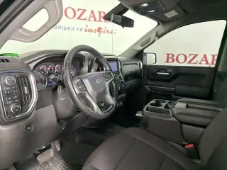 Chevrolet Silverado 1500 2021 4x4 RST 4p. Cabina Doble 5,8 ft. SB