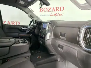 Chevrolet Silverado 1500 2021 4x4 RST 4p. Cabina Doble 5,8 ft. SB