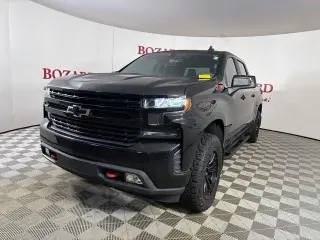 Chevrolet Silverado 1500 2021 4x4 RST 4p. Cabina Doble 5,8 ft. SB