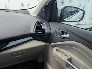 Ford Escape 2019 4x4 Titanium 4p SUV