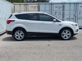 Ford Escape 2019 4x4 Titanium 4p SUV