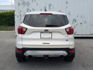 Ford Escape 2019 4x4 Titanium 4p SUV