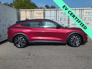 Ford Mustang Mach-E 2025 Select 4p SUV