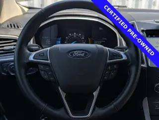 Ford Edge 2017 SEL 4dr Crossover