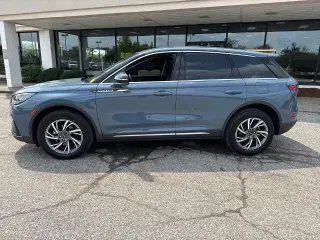 Lincoln Corsair 2024 AWD Premiere 4dr SUV