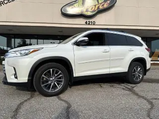 Toyota Highlander 2019 AWD XLE 4p SUV