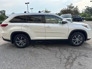 Toyota Highlander 2019 AWD XLE 4p SUV
