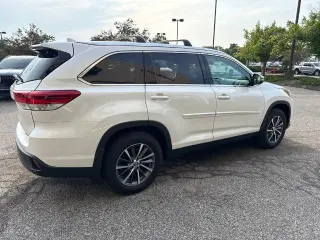 Toyota Highlander 2019 AWD XLE 4p SUV