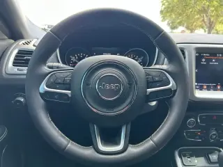 Jeep Compass 2021 Edición 80 Aniversario 4p SUV