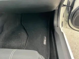 FIAT 124 Spider 2018 Edición Top Rojo 2p Convertible