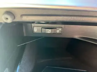 Mercedes-Benz Clase C 2021 C 300 Sedan de 4 puertas