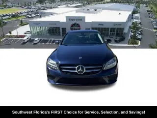 Mercedes-Benz Clase C 2021 C 300 Sedan de 4 puertas