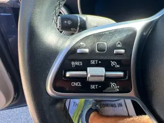 Mercedes-Benz Clase C 2021 C 300 Sedan de 4 puertas