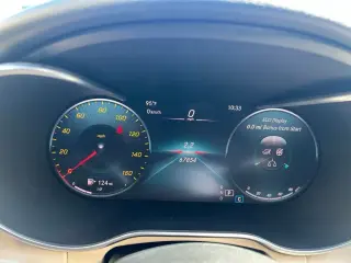 Mercedes-Benz Clase C 2021 C 300 Sedan de 4 puertas