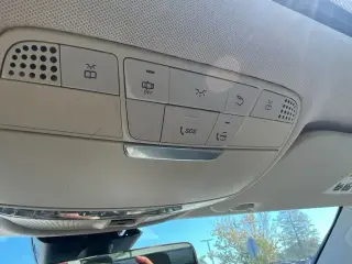 Mercedes-Benz Clase C 2021 C 300 Sedan de 4 puertas