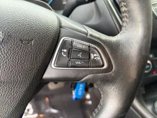 Ford Focus 2018 SE 4p Sedan