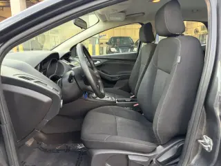 Ford Focus 2018 SE 4p Sedan