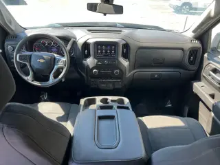 Chevrolet Silverado 1500 2021 4x4 Custom 4p Crew Cab 5.8 ft. SB