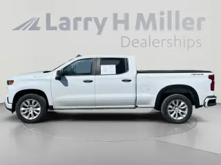 Chevrolet Silverado 1500 2021 4x4 Custom 4p Crew Cab 5.8 ft. SB