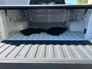 Chevrolet Silverado 1500 2021 4x4 Custom 4p Crew Cab 5.8 ft. SB
