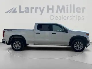 Chevrolet Silverado 1500 2021 4x4 Custom 4p Crew Cab 5.8 ft. SB