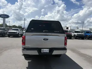 Ford F-150 2023 4x4 XLT 4p SuperCrew 6.5 ft. SB