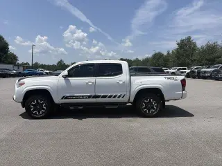 Toyota Tacoma 2020 4x2 SR Cabina Doble 4p 5.0 ft SB