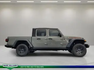 Jeep Gladiator 2023 4x4 Mojave 4dr Crew Cab 5.0 ft. SB