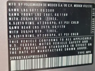 Volkswagen Tiguan 2023 AWD SE R-Line Black 4Motion 4p SUV