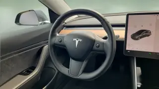 Tesla Model 3 2018 AWD Long Range 4p Fastback