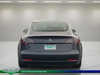 Tesla Model 3 2018 AWD Long Range 4p Fastback