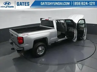 Chevrolet Silverado 2500HD 2017 4x4 Work Truck Camión de Trabajo 4p Cabina Completa SB