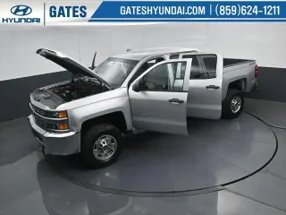 Chevrolet Silverado 2500HD 2017 4x4 Work Truck Camión de Trabajo 4p Cabina Completa SB