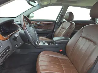 Hyundai Equus 2011 Signature 4p Sedan