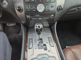 Hyundai Equus 2011 Signature 4p Sedan